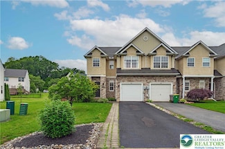 301 Maple Ct, Alburtis, PA 18011