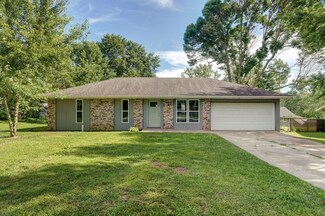 3158 W Cynthia St, Springfield, MO 65810