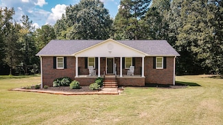 300 Darwin Rd, Gaffney, SC 29340