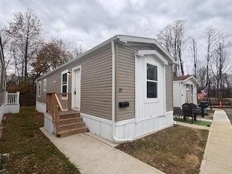 18 John St Unit 133, Keansburg, NJ 07734