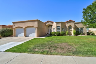 8423 Petaluma Dr NE, Albuquerque, NM 87122