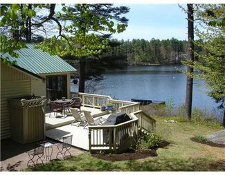 43 Turtle Cove Rd, Raymond, ME 04071