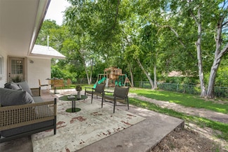 5812 Walla Ave, Fort Worth, TX 76133