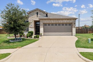 1903 Livingston Rd, Irving, TX 75062