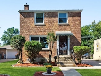 302 Rice Ave, Bellwood, IL 60104