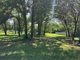 9916 Timber Ct, Oklahoma City, OK 73165