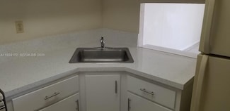 4550 NW 9th St Unit 719E, Miami, FL 33126