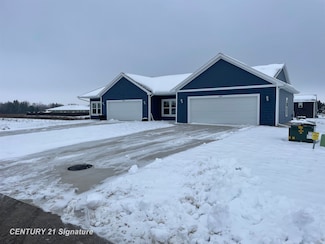 8483 N River Rock River Rock Unit 8487, Freeland, MI 48623