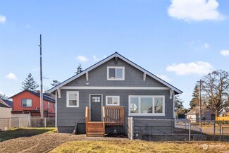 1112 E 36th St, Tacoma, WA 98404