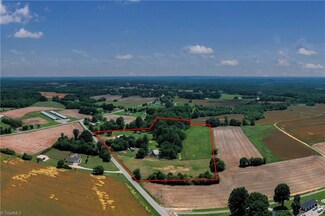 1841 Center Rd, Boonville, NC 27011