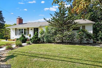 45 Baltimore St, Spring Grove, PA 17362