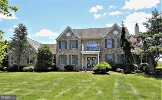 26 Renk Farm Dr, Monmouth Junction, NJ 08852