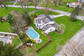 1 Cindy Ln, Highland Mills, NY 10930