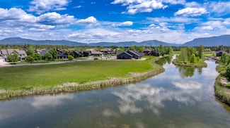 3061 River Lakes Dr, Whitefish, MT 59937