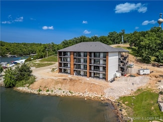 4935 Robins Cir Unit 2C, Osage Beach, MO 65065