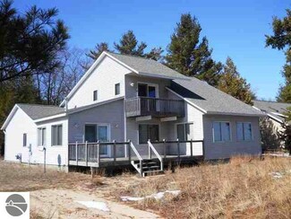 4437 S Us Highway 23, Greenbush, MI 48738