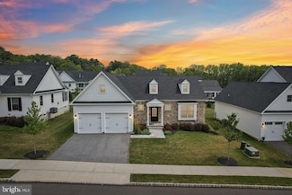 4459 Old Saucon Rd, Bethlehem, PA 18015