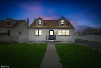 261 Davenport St, Somerville, NJ 08876