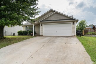 261 Waxberry Ct, Boiling Springs, SC 29316