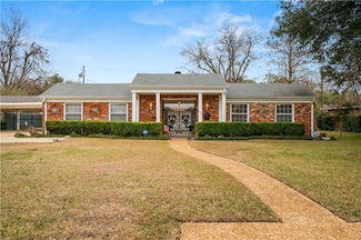 1633 Fulton Dr, Alexandria, LA 71301