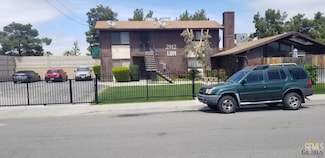 2912 Lum Ave, Bakersfield, CA 93304