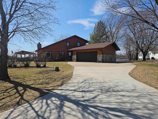 3091 Greene Rd, Greene, IA 50636