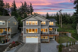 2015 Lindsay Ln, Bellingham, WA 98229
