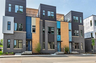 221 Maple St, Des Moines, IA 50309