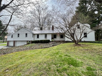 11904 Auburn Rd, Chardon, OH 44024