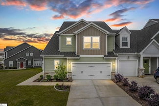 1173 Cobbler Ln, Boiling Springs, SC 29316