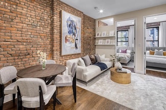 244 W 22nd St Unit 5, New York, NY 10011