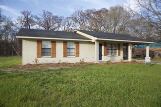 304 Northpoint Dr, Yazoo City, MS 39194
