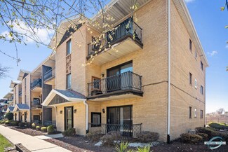 5746 106th St Unit 1E, Chicago Ridge, IL 60415