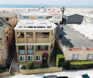205 E Balboa Blvd, Newport Beach, CA 92661