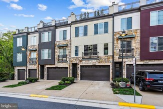 2880 Lowen Valley Rd, Alexandria, VA 22303
