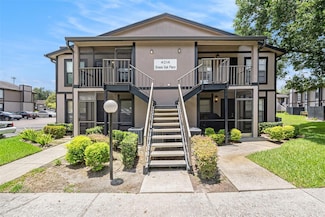 4014 Dream Oak Place Unit 202, Tampa, FL 33613