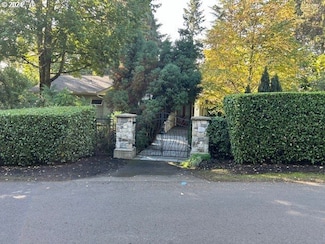 7200 SW Newton Place, Portland, OR 97225