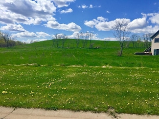 213 Amber View St, Menomonie, WI 54751