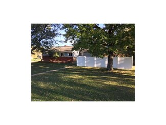 6360 Creston Dr SW, Canton, OH 44706