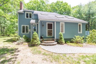 44 South St, Upton, MA 01568
