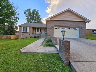 204 Vireo Ln, Mount Hope, WV 25880