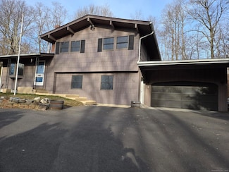 109 Mountain Spring Rd, Tolland, CT 06084