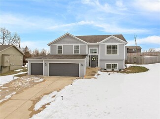 3625 NE 85th St, Kansas City, MO 64156