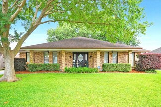 38 Burleigh Ct N, Marrero, LA 70072