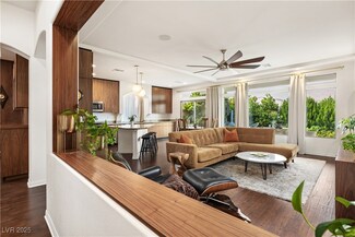 5850 Rockway Glen Ave, Las Vegas, NV 89141