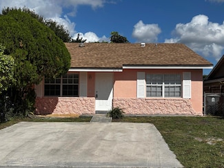 3919 Wilshire St, West Palm Beach, FL 33403