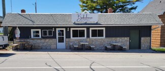 168 Ontario St, de Tour Village, MI 49725