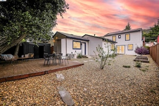 7555 Circle Hill Dr, Oakland, CA 94605