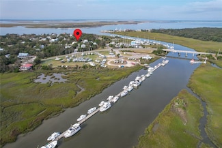 914 Ladies St, Fernandina Beach, FL 32034