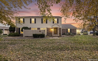 44167 Providence Dr, Clinton Township, MI 48038